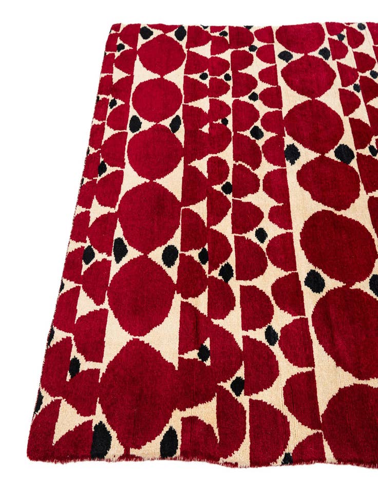 Detail image of  5' 3 x 8' 1  Hand Knotted Darya Wool Rug