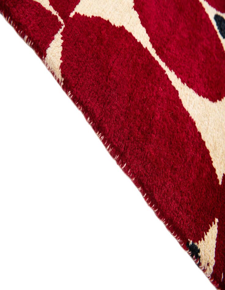 Detail image of  5' 3 x 8' 1  Hand Knotted Darya Wool Rug