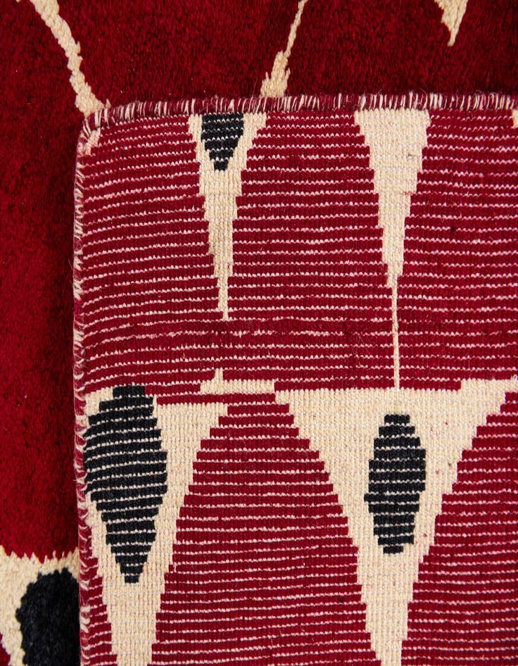 Detail image of  5' 3 x 8' 1  Hand Knotted Darya Wool Rug