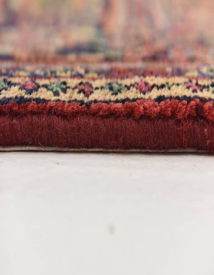 Detail image of  6' 9 x 9' 10  Hand Knotted Farahan Persian Wool Rug