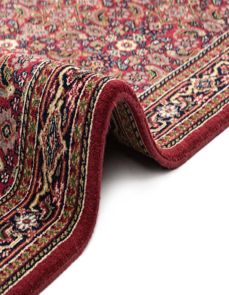 Detail image of  4' x 6' 8  Hand Knotted Farahan Wool Rug