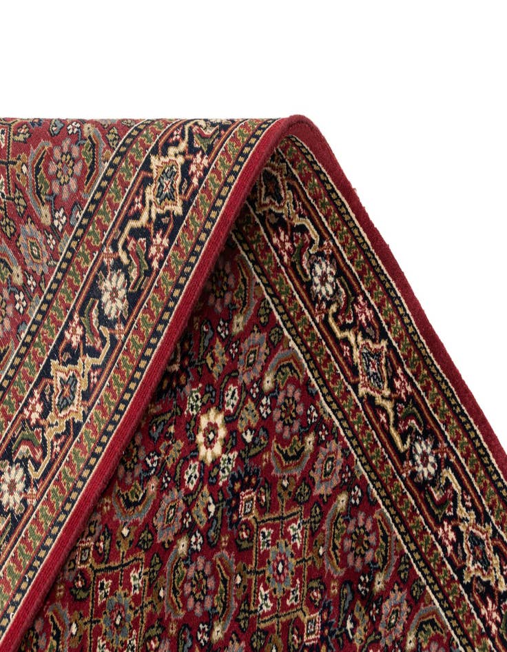 Detail image of  4' x 6' 8  Hand Knotted Farahan Wool Rug