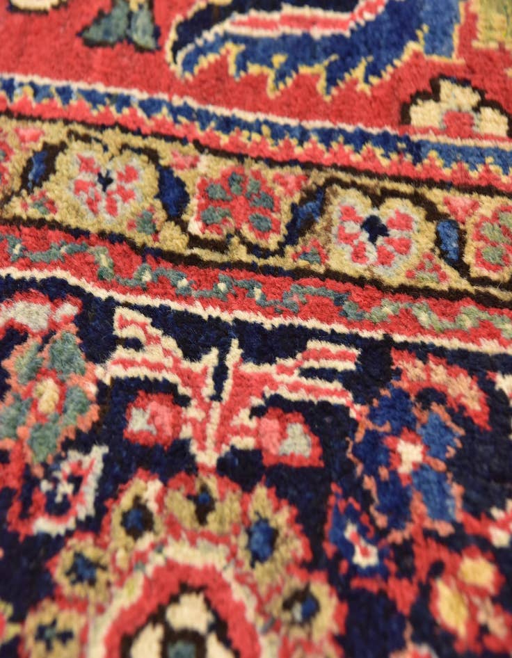Detail image of  8' 9 x 12' 8  Hand Knotted Farahan Persian Wool Rug