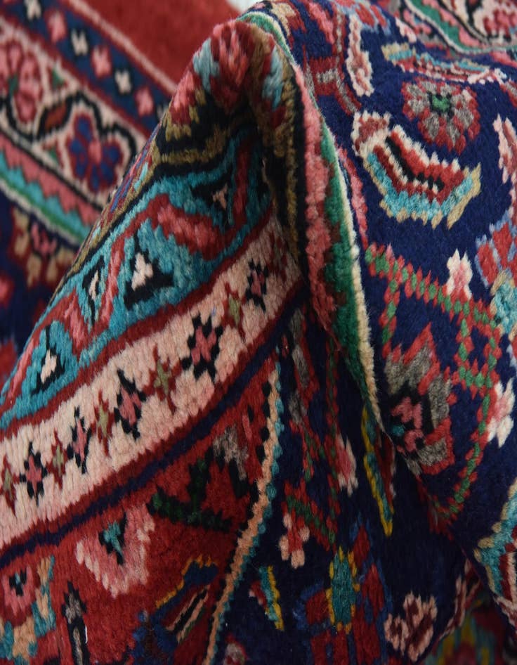 Detail image of  9' 9 x 13'  Hand Knotted Farahan Persian Wool Rug