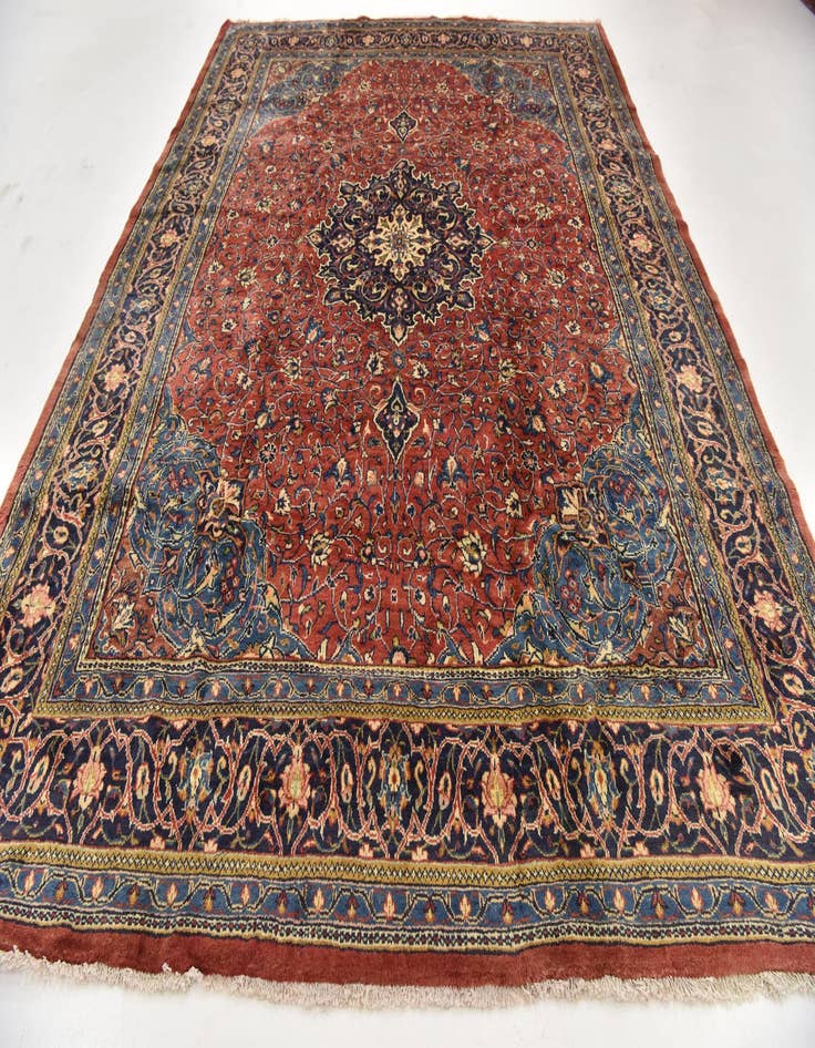 Detail image of  9' 9 x 13'  Hand Knotted Farahan Persian Wool Rug