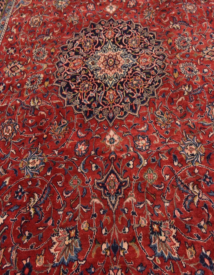 Detail image of 9' 8 x 13' 2 Hand Knotted Farahan Persian Wool Rug