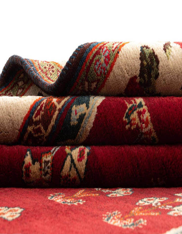 Detail image of  5' x 8' 1 Gabbeh Wool Rug