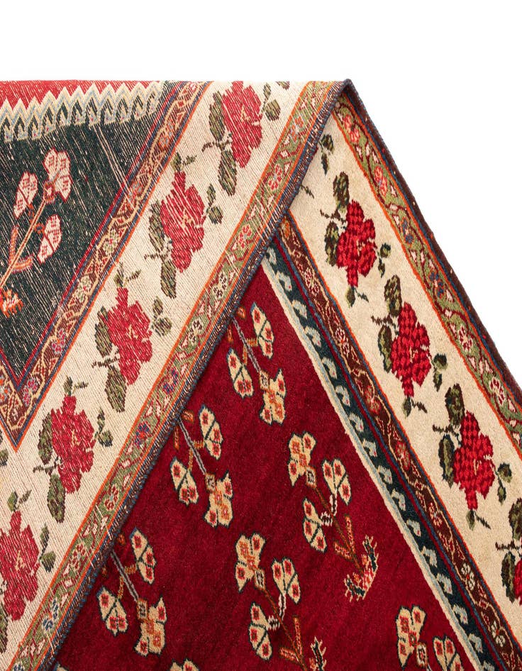 Detail image of  5' x 8' 1 Gabbeh Wool Rug