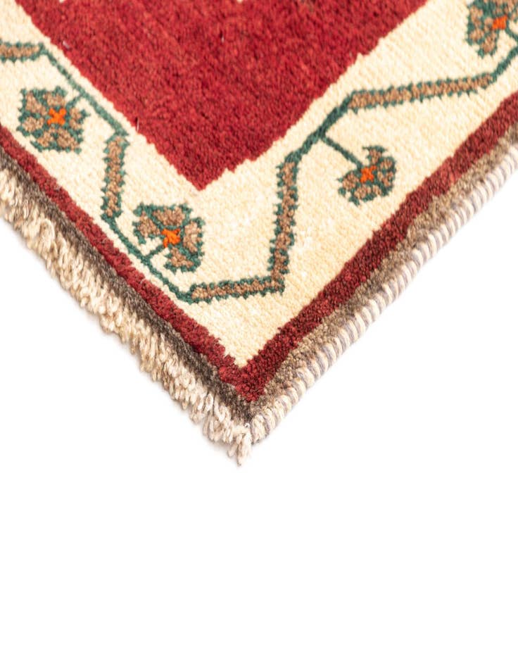 Detail image of  3' x 5' 10 Gabbeh Wool Rug