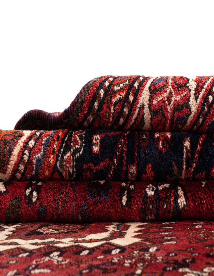 Detail image of  7' x 10' 6 Ghashghai Wool Rug