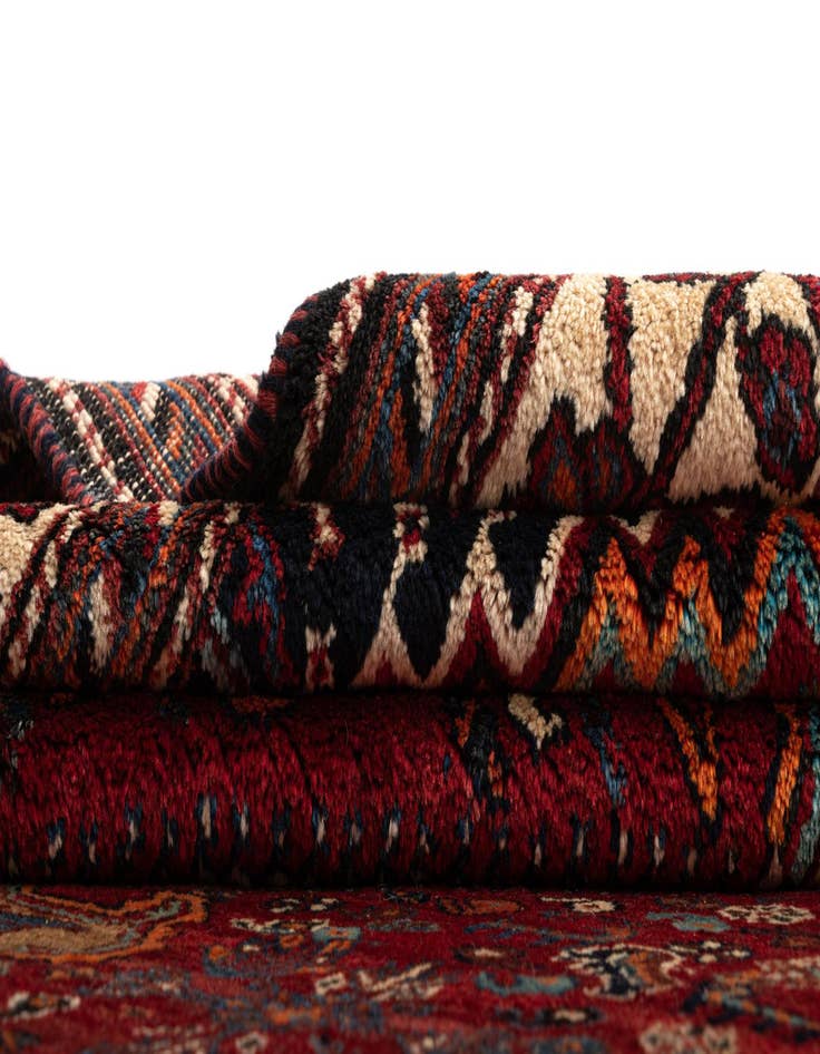 Detail image of  5' 1 x 8' 6 Ghashghai Wool Rug