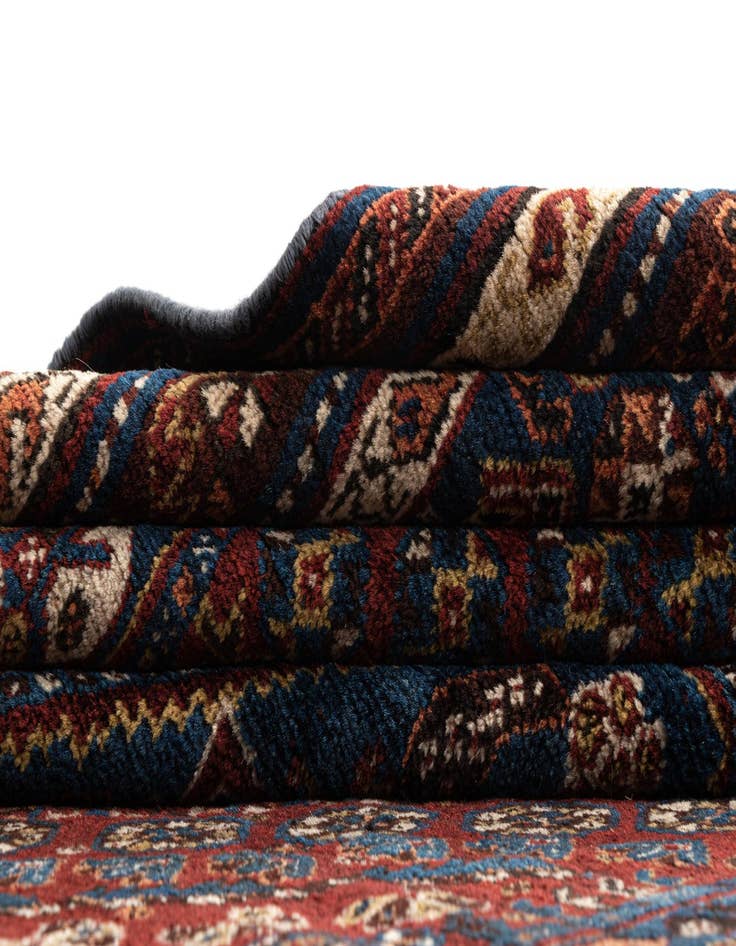 Detail image of  4' 9 x 6' 5 Ghashghai Wool Rug