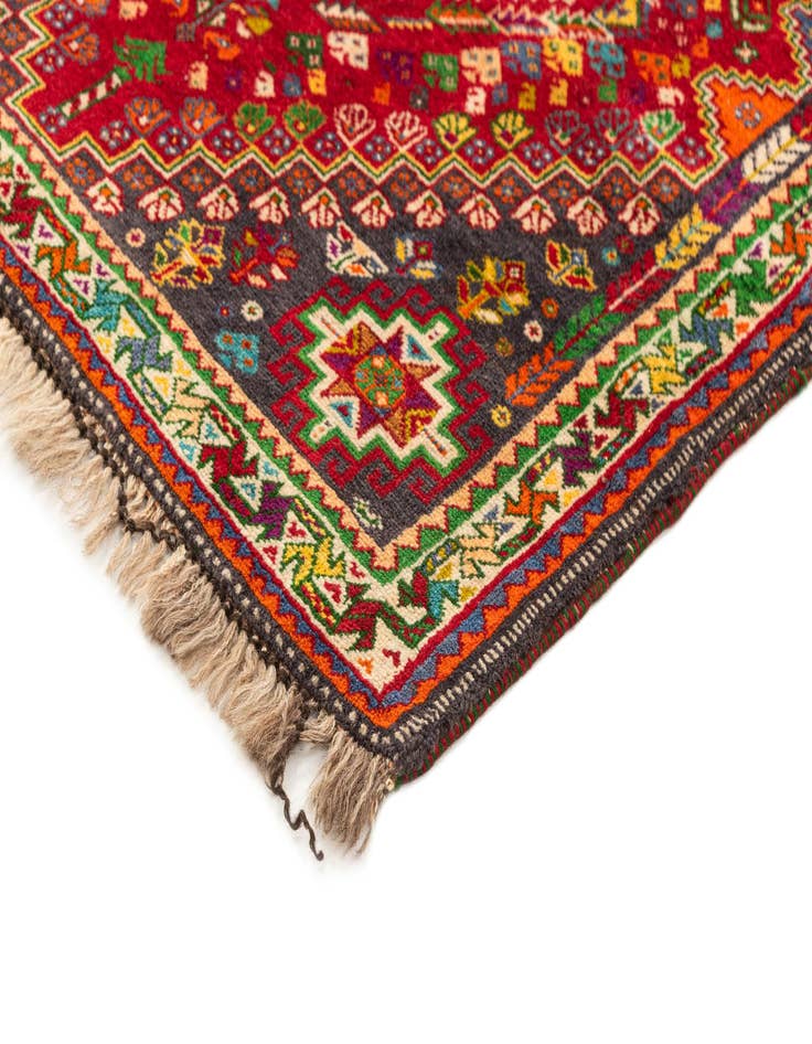 Detail image of  2' 9 x 5' 4 Ghashghai Rug