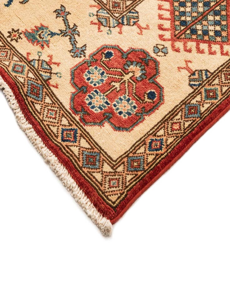 Detail image of  8' x 11' 4 Ghazni Diyar Rug