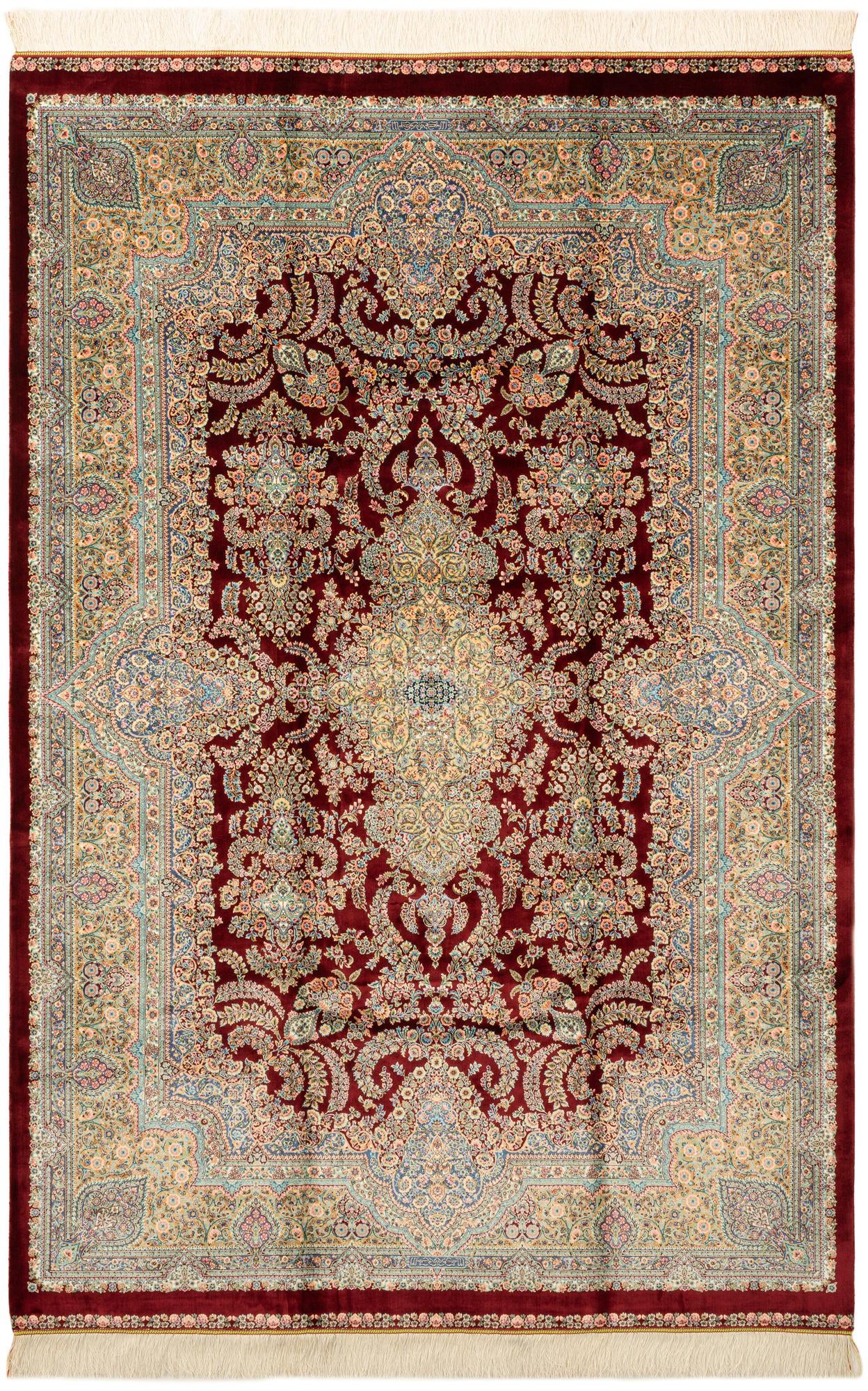  4' 9 x 7' 5 Ghom Design Rug