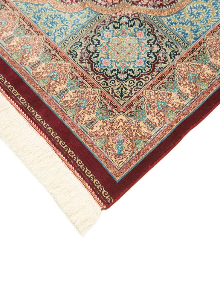 Detail image of  4' 4 x 6' 4 Ghom Design Rug