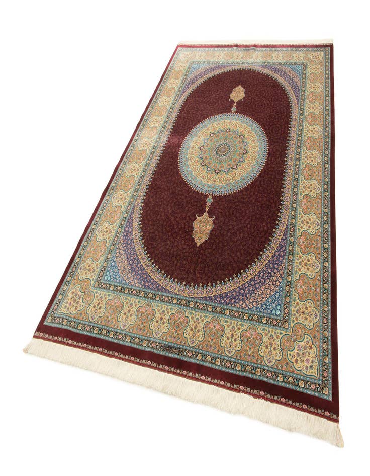 Detail image of  6' 6 x 9' 8 Ghom Design Rug