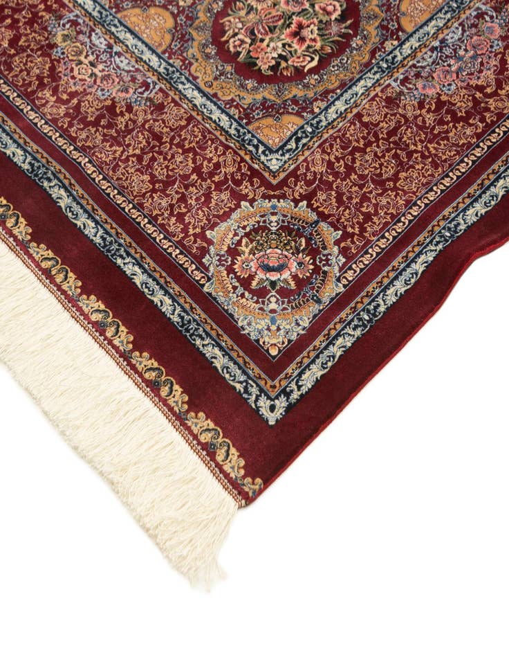 Detail image of  6' 6 x 9' 7 Ghom Design Rug