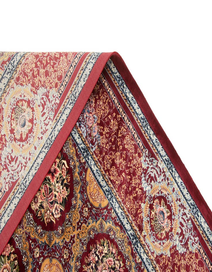 Detail image of  6' 6 x 9' 7 Ghom Design Rug