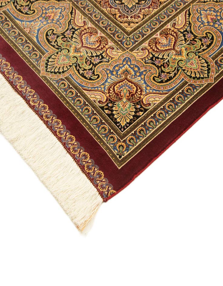 Detail image of  6' 5 x 9' 7 Ghom Design Rug