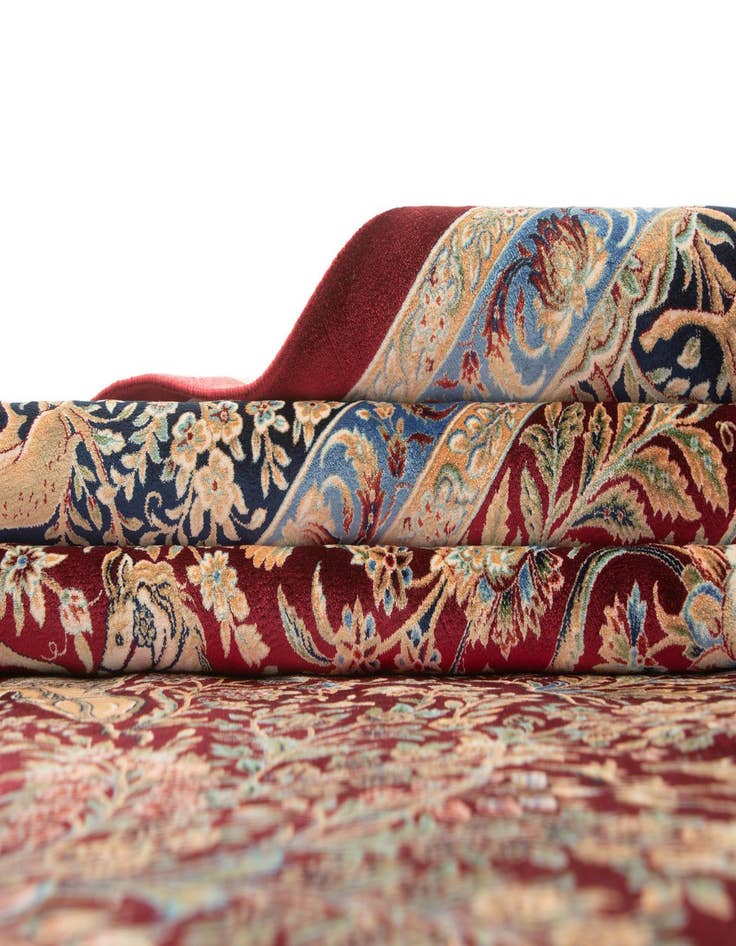 Detail image of  6' 6 x 9' 7 Ghom Design Rug