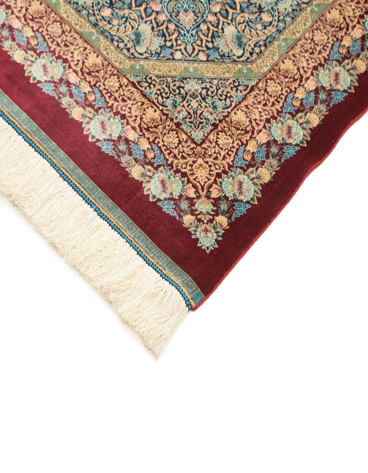 Detail image of  6' 6 x 9' 7 Ghom Design Rug