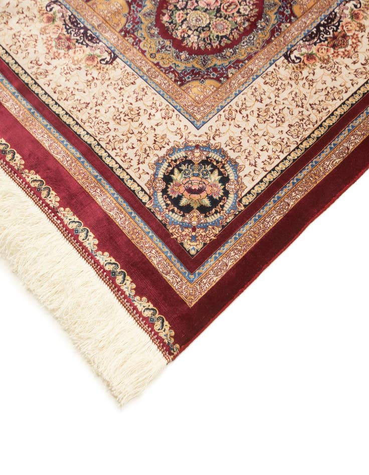 Detail image of  6' 6 x 9' 7 Ghom Design Rug