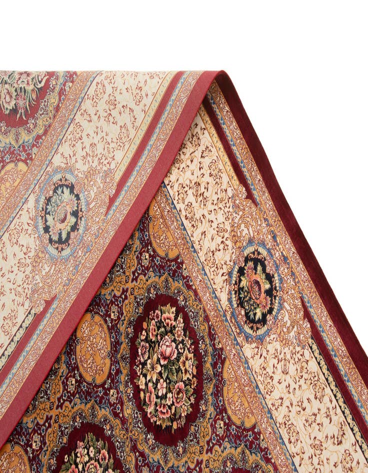 Detail image of  6' 6 x 9' 7 Ghom Design Rug