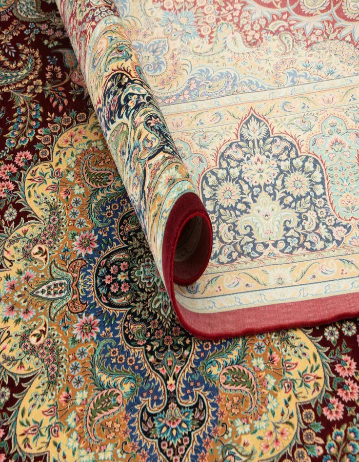 Detail image of  6' 6 x 9' 7 Ghom Design Rug