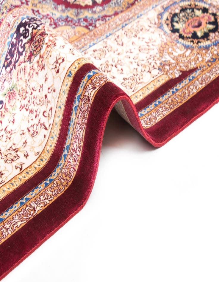 Detail image of  6' 7 x 9' 10 Ghom Design Rug