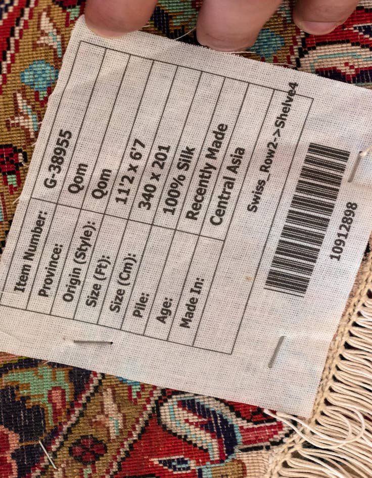 Detail image of  6' 7 x 11' 2  Hand Knotted Ghom Persian Rug