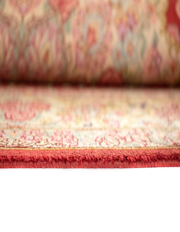 Detail image of  3' 3 x 4' 11 Ghom Silk Rug