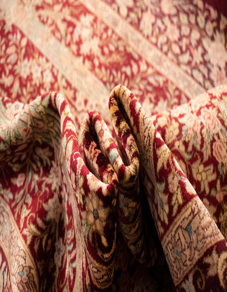 Detail image of  3' 3 x 4' 11 Ghom Silk Rug