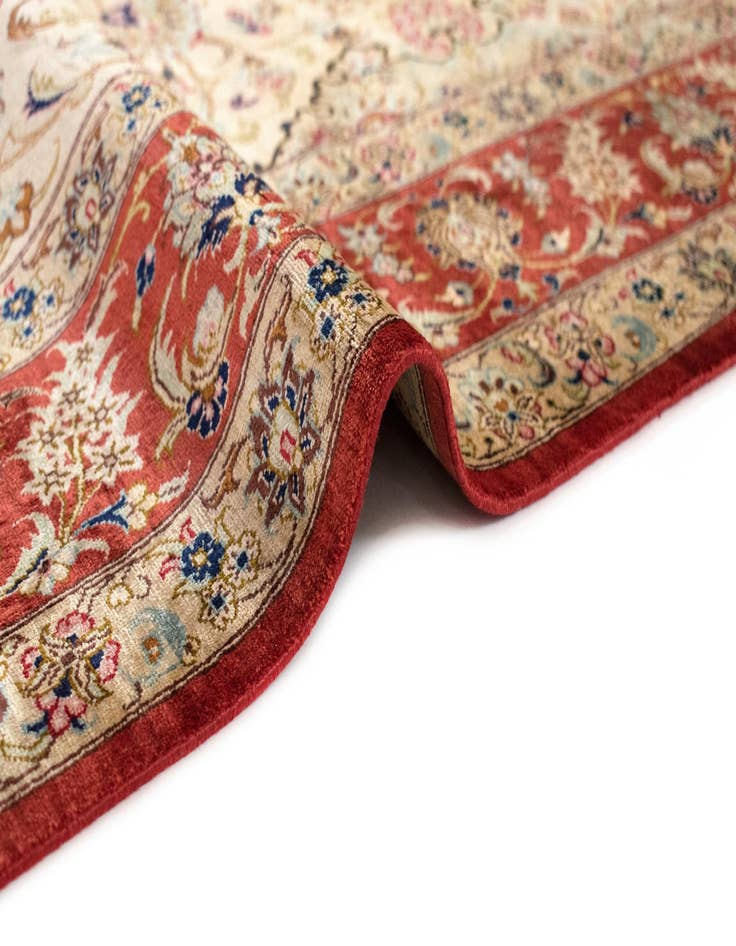 Detail image of  4' 4 x 6' 7 Ghom Silk Rug