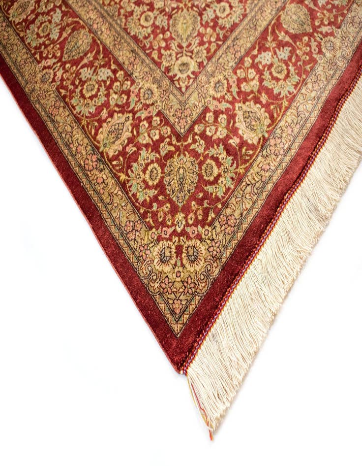 Detail image of  5' 2 x 8' Ghom Silk Rug