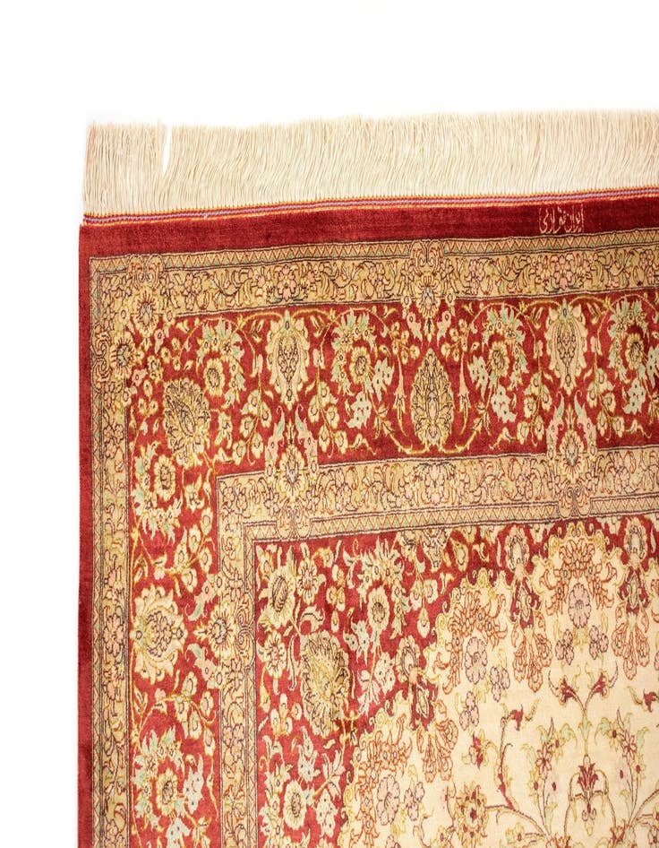 Detail image of  5' 2 x 8' Ghom Silk Rug