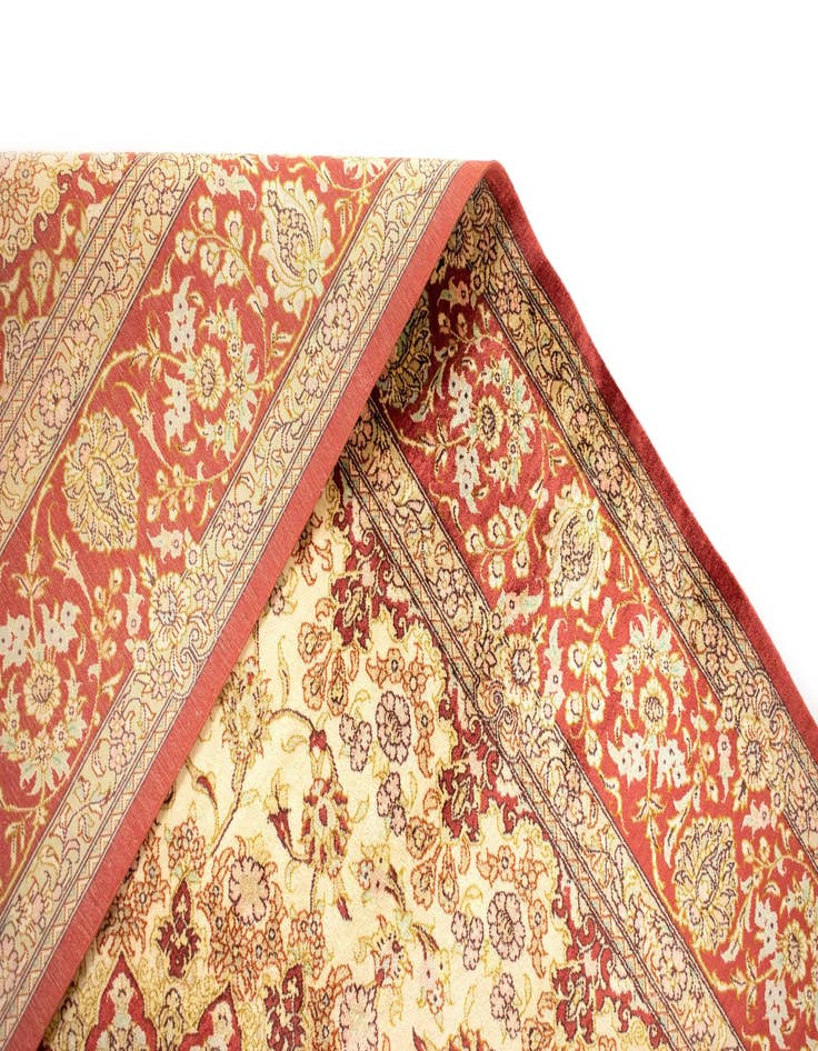 Detail image of  5' 2 x 8' Ghom Silk Rug