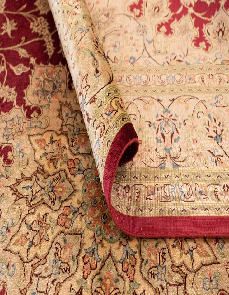 Detail image of  5' 1 x 7' 9 Ghom Silk Rug