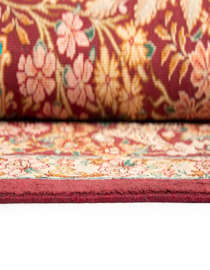 Detail image of  3' 3 x 4' 11 Ghom Silk Rug