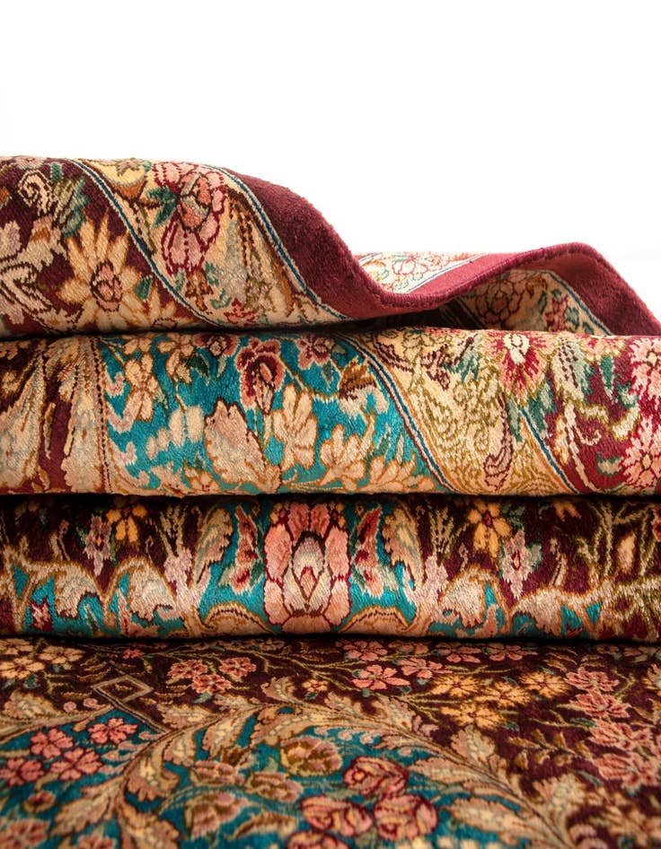 Detail image of  3' 3 x 4' 11 Ghom Silk Rug