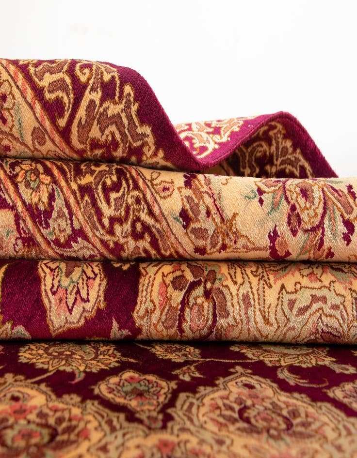 Detail image of  6' 4 x 9' 8 Ghom Silk Rug