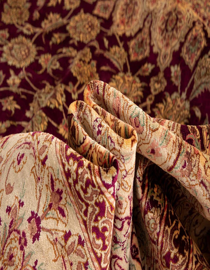 Detail image of  6' 4 x 9' 8 Ghom Silk Rug