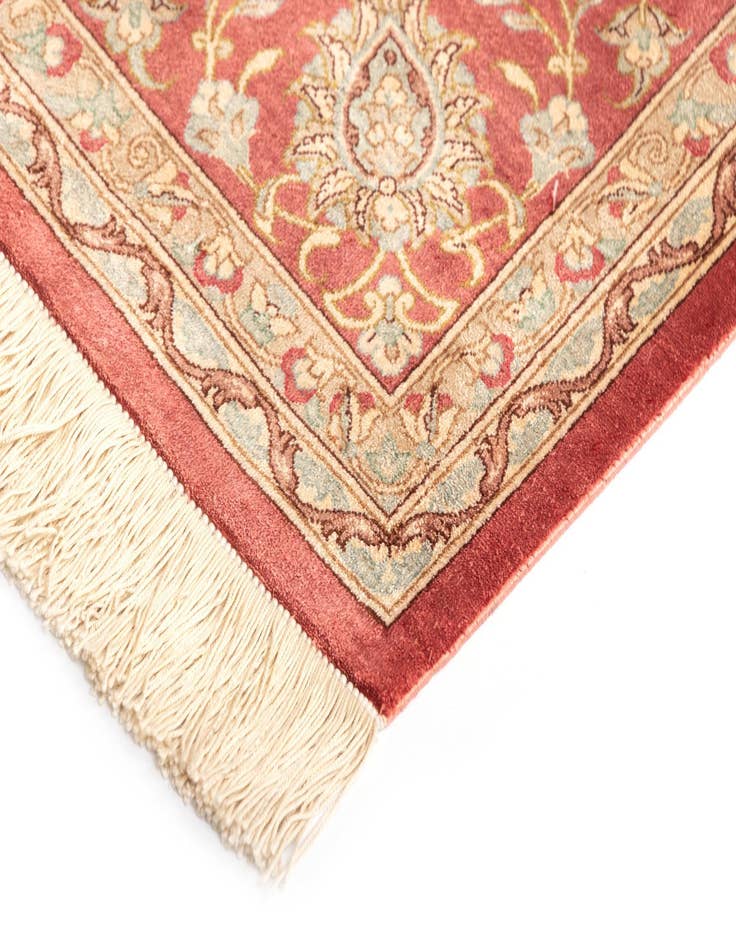 Detail image of  5' 3 x 8' Ghom Silk Rug