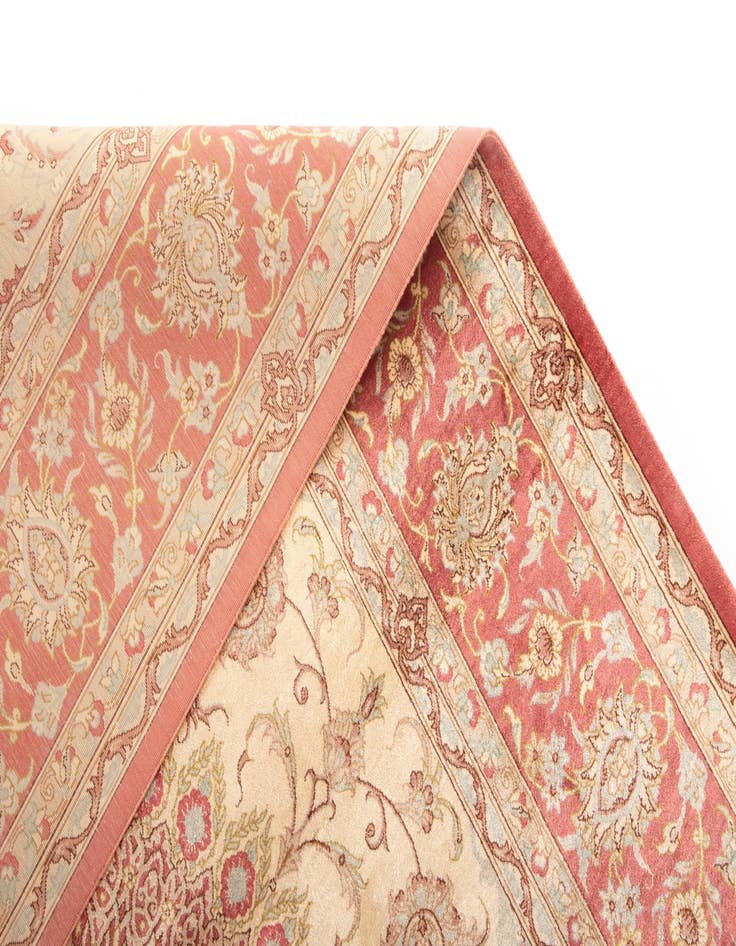 Detail image of  5' 3 x 8' Ghom Silk Rug