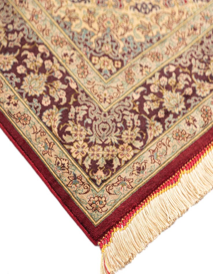 Detail image of  3' 3 x 4' 10 Ghom Silk Rug