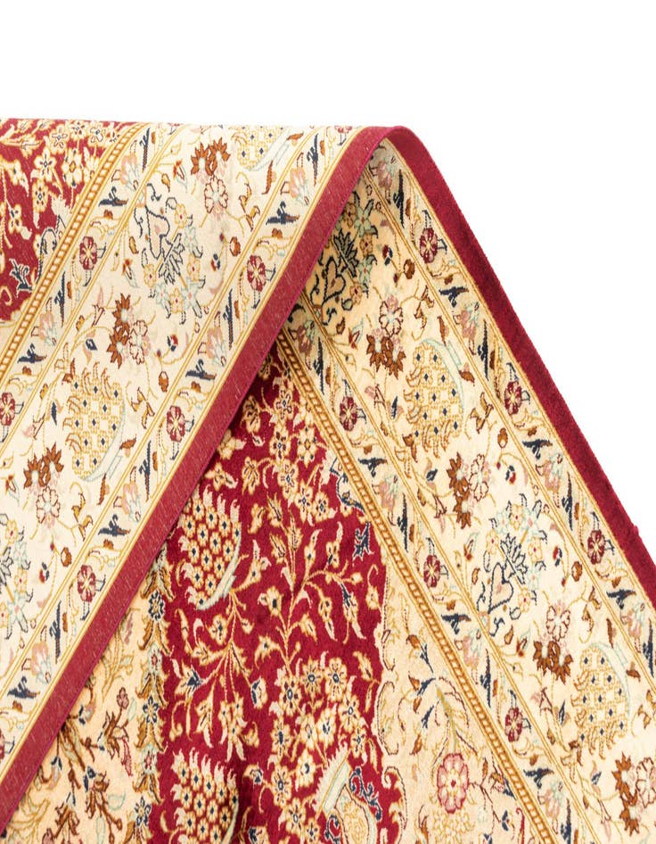 Detail image of  3' 3 x 4' 10 Ghom Silk Rug