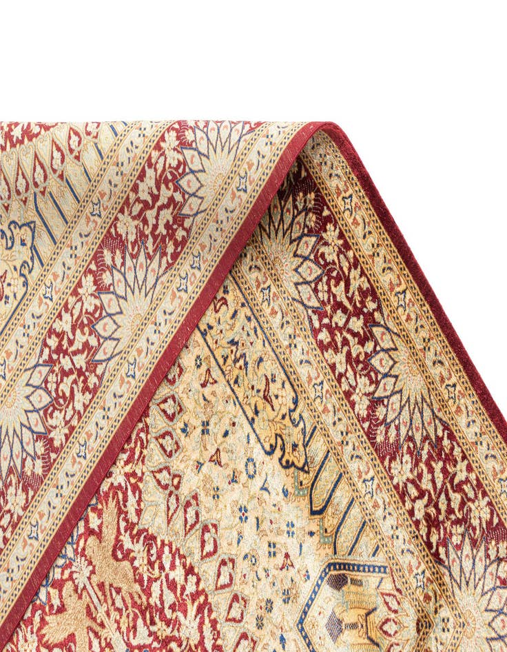 Detail image of  3' 3 x 5' Ghom Silk Rug