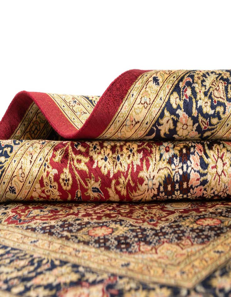 Detail image of  3' 2 x 4' 10 Ghom Silk Rug