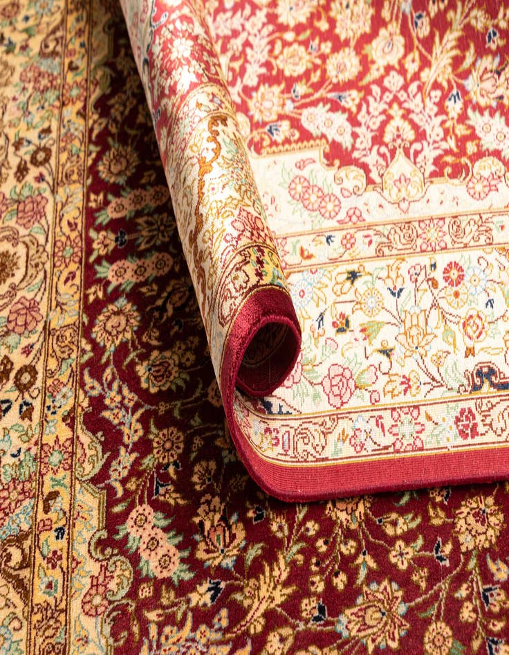 Detail image of  3' 3 x 4' 11 Ghom Silk Rug