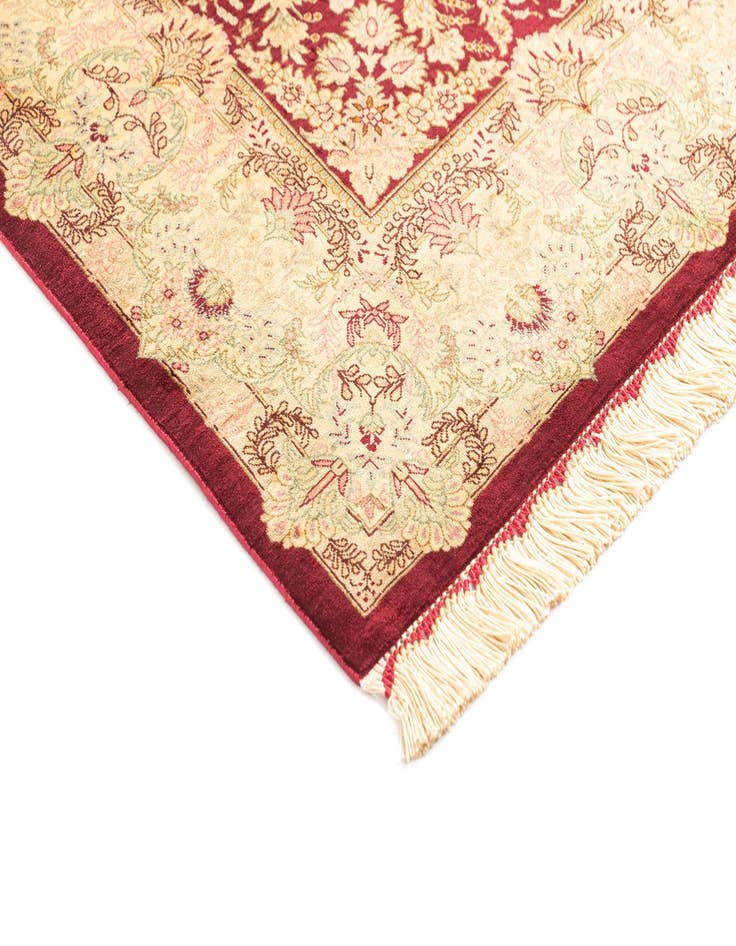 Detail image of  3' 3 x 4' 11 Ghom Silk Rug